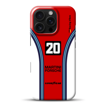 hardcase_0004_16-pro-mockup.png