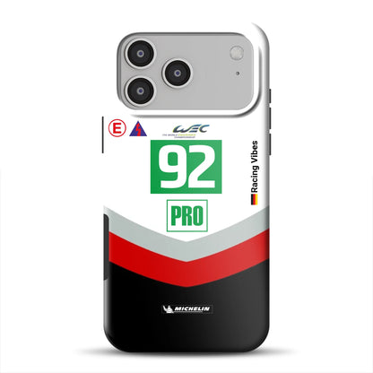 17promaxmagsafemockup.png