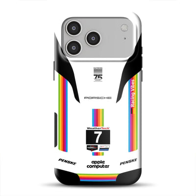 17promaxmagsafemockup.png