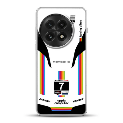 rv_0002_oneplus-13-mockup.png