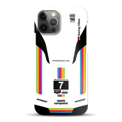 Porsche 963 Apple Retro Livery - Individuelle Hardcase Hülle für iPhone