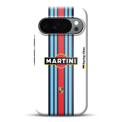 rv_0002_pixel10-10-pro-mag-mockup.png