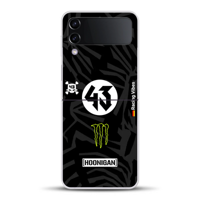 rv_0001_z-flip-4-soft-mockup.png